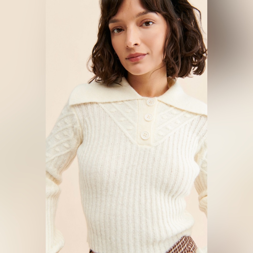 NEW WITH TAGS! ASTR The Label Button Polo Sweater, Size X-Small - Picture 4 of 10